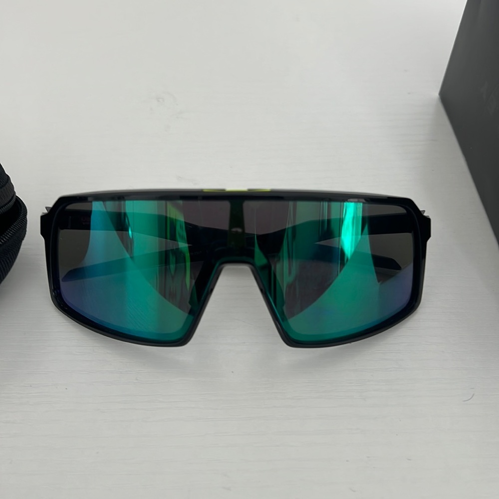 Amazing conditioned glasses
